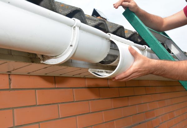 Cost of Gutter Seam Repair in Ellicott City